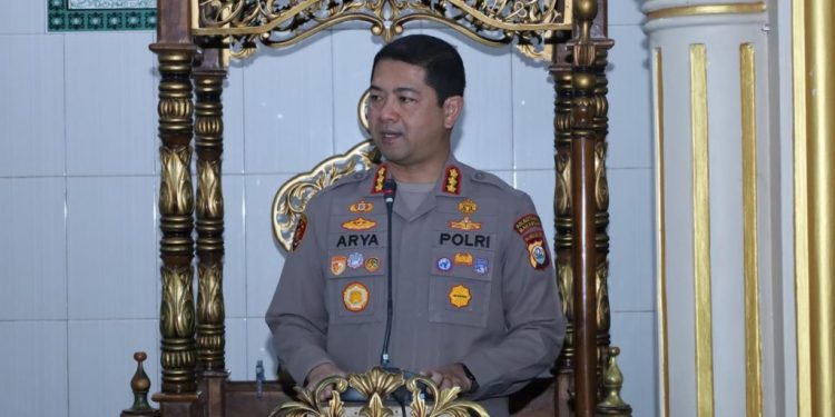 Kapolrestabes Makassar Ajak Warga Tallo Waspada dan Peduli Anak Lewat Safari Subuh