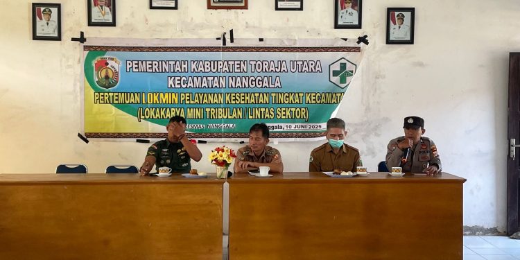 Bhabinkamtibmas Polsek Tondon Nanggala Hadiri Pertemuan Lokakarya Mini Pelayanan Kesehatan Tingkat Kecamatan