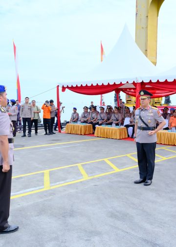 Polda Sulsel Gelar Upacara Tabur Bunga di Laut Peringati Hari Bhayangkara ke-79 Tahun 2025