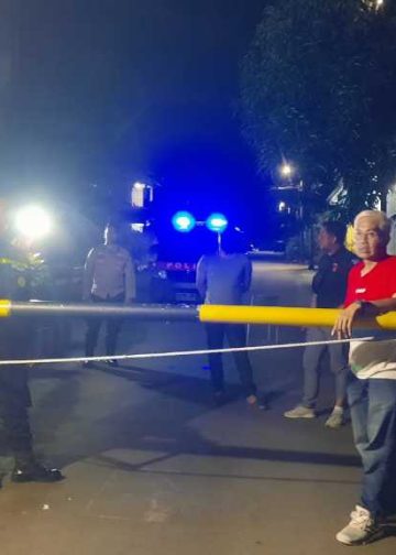 Personel Polsek Biringkanaya Patroli Malam Sisir Perumahan dan Jalan Utama dalam KRYD