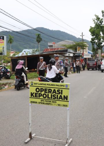 Satlantas Polres Palopo Gelar Operasi Patuh Pallawa 2025, 10 Pengendara Terjaring Tilang