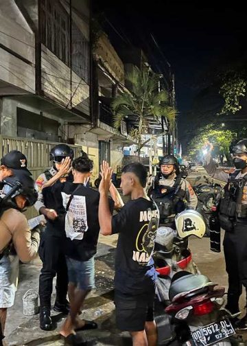 Polrestabes Makassar Intensifkan Patroli Malam Menyasar Lorong Kecil