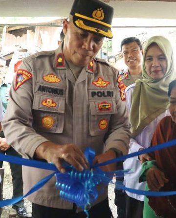 Bedah Rumah Polwan Polres Bone, Wujud Kepedulian Sosial di Hari Jadi ke-77 Polwan RI