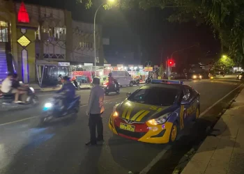 Polsek Enrekang Jaga Kamtibmas dengan Patroli Blue Light
