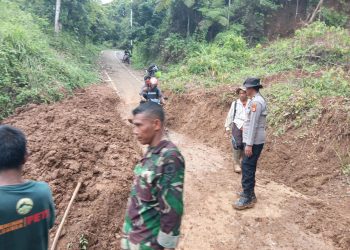 Polres Palopo bersama instansi terkait kembali bergerak melakukan penanganan darurat pascalongsor yang terjadi di wilayah Kecamatan Sendana