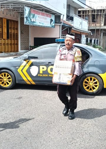 Kepedulian Polsek KPN, Berikan Bantuan Kepolisian Kepada Warga Berduka