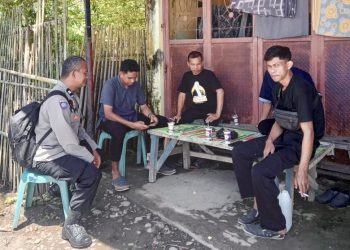 Bhabinkamtibmas Sombalabella Gencarkan Sambang Warga, Edukasi Tertib Lalu Lintas dan Kamtibmas