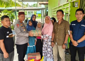 Humas Polres Sinjai dan Insan Pers Berbagi Berkah Ramadhan dengan Anak Yatim
